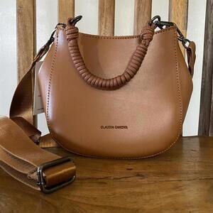 Claudia Canova Hobo Crossbody Bag Woven Handle Crossbody Tan